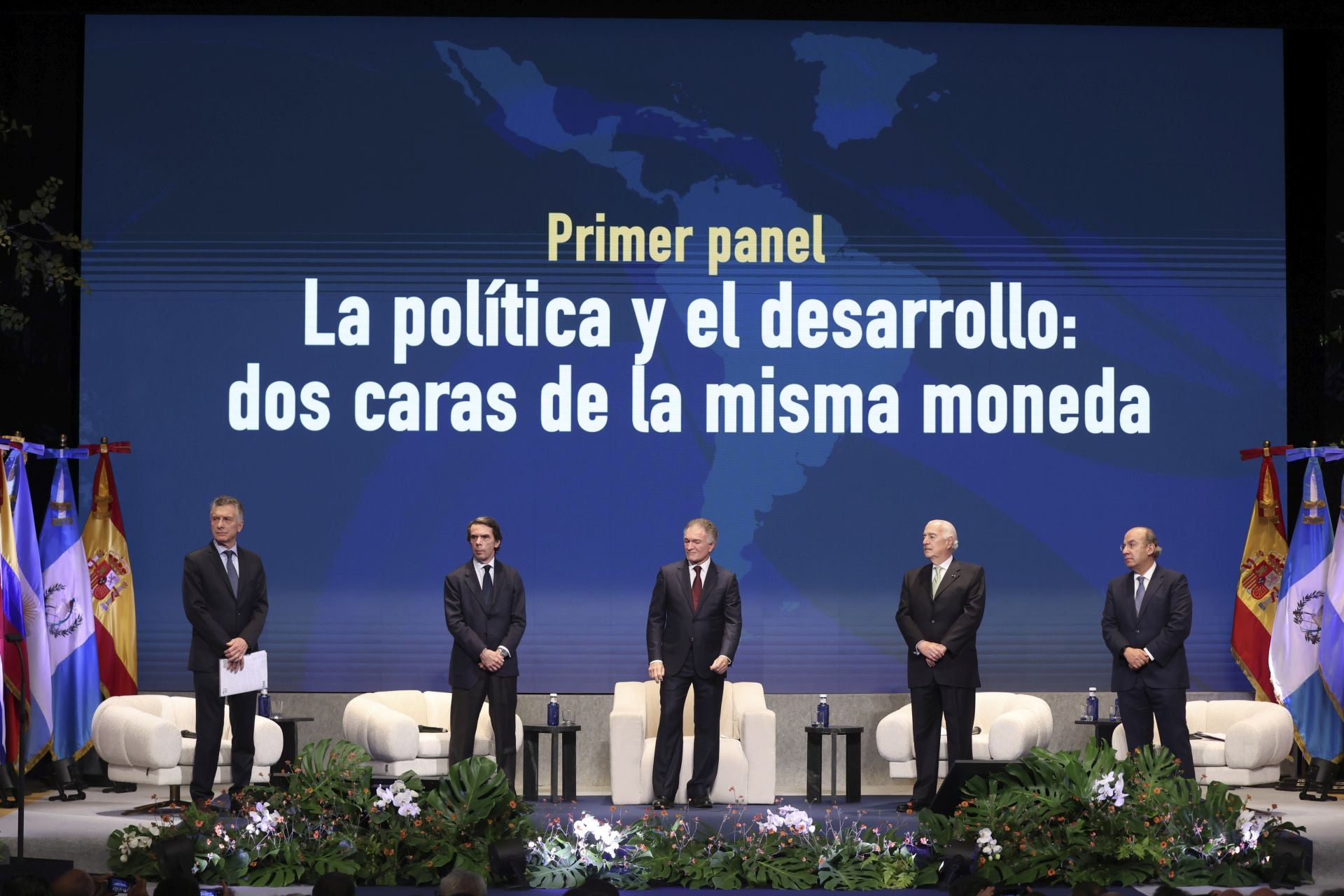 Todos los invitados en el VI Encuentro Ciudadano de la Fundación Libertad y Desarrollo, en imágenes