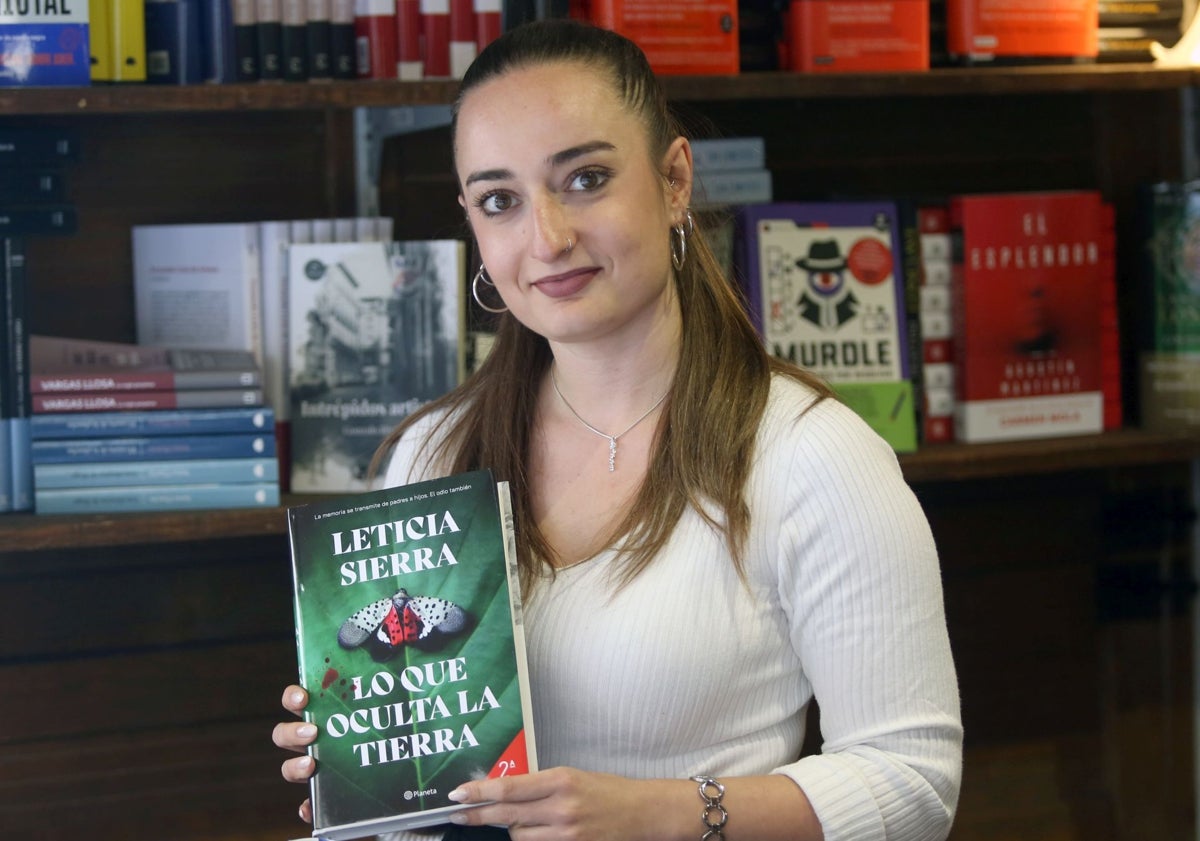 Imagen principal - Itziar García, de la Libería Elías; Alfonso Cerrato, de Solana; y Mabel Miranda, de Esfera.