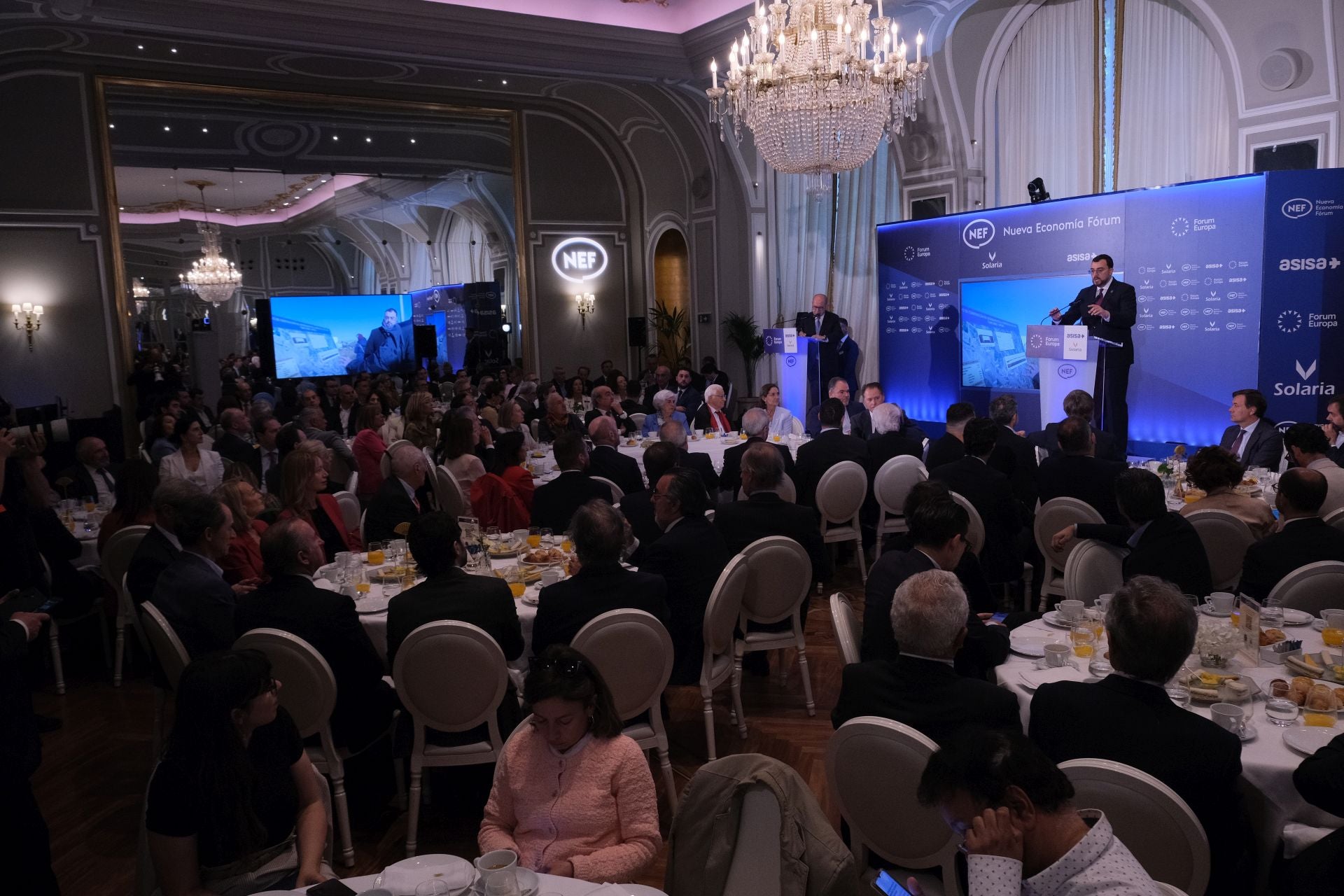 Así fue, en imágenes, el desayuno de Nueva Economía Fórum celebrado en Madrid