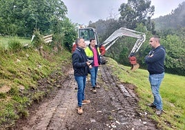 Iván Fernández y Jorge Suárez en la visita a los trabajos.