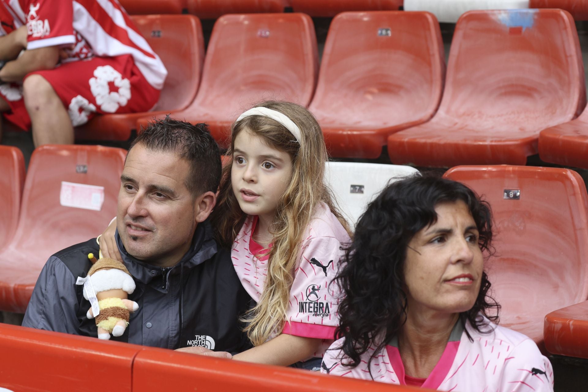 ¿Estuviste en el Sporting de Gijón - Cartagena? ¡Búscate entre las fotos!