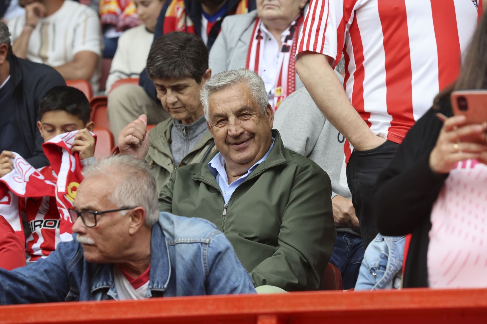 ¿Estuviste en el Sporting de Gijón - Cartagena? ¡Búscate entre las fotos!
