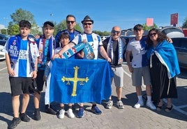 La afición del Real Avilés, a por todas en Madrid