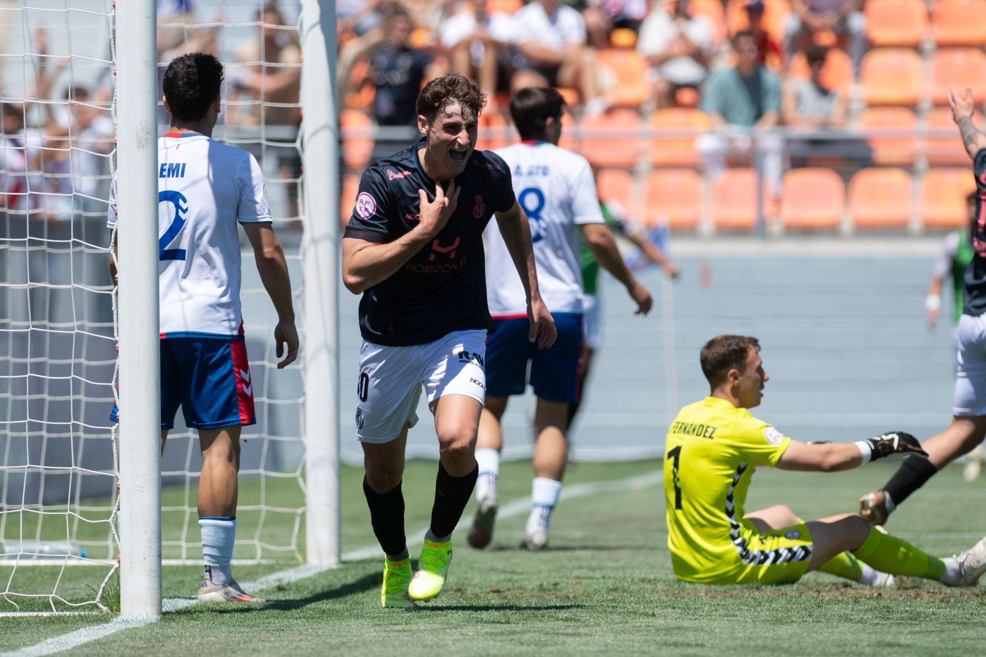 Las mejores fotos del Rayo Majadahonda - Real Avilés