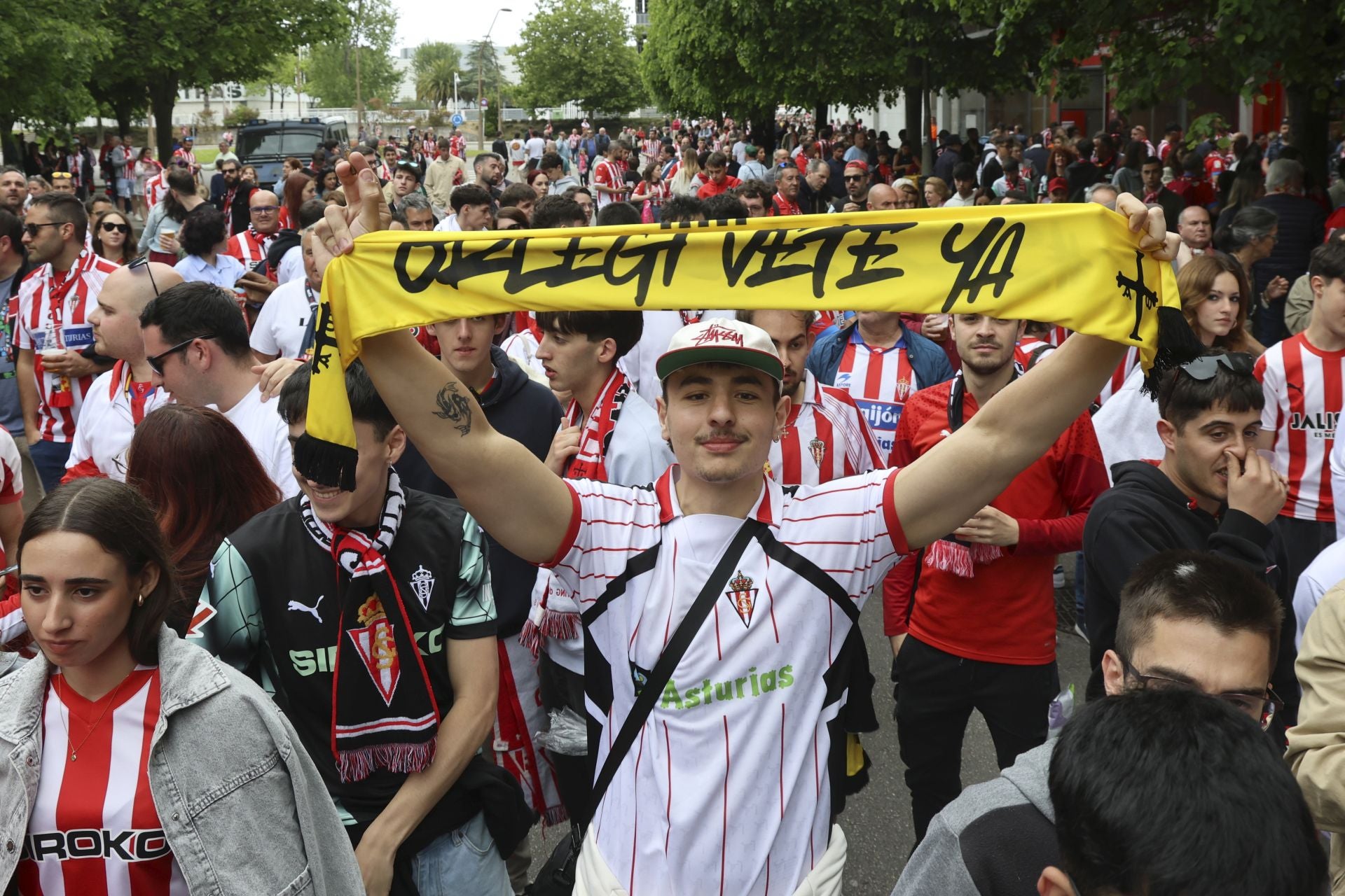 Sporting de Gijón - Cartagena: despedida a la temporada y a un inolvidable Cote, en imágenes