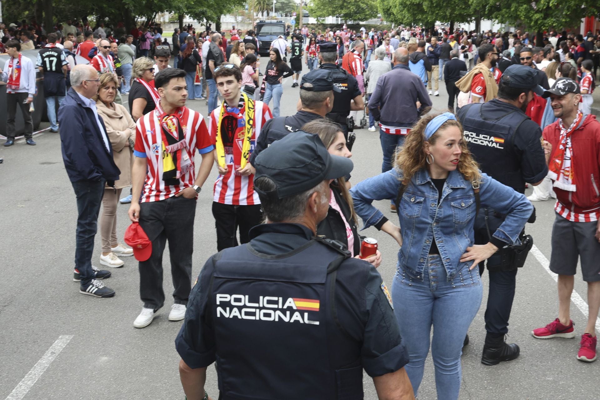 Sporting de Gijón - Cartagena: despedida a la temporada y a un inolvidable Cote, en imágenes