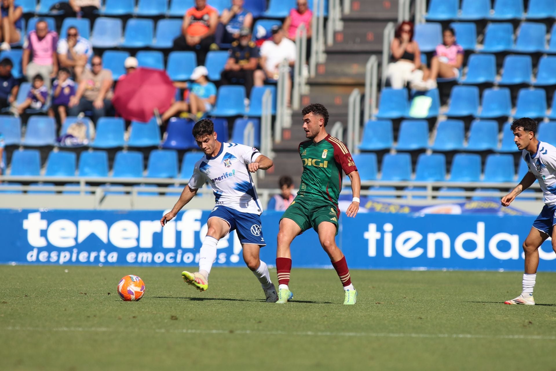 Las mejores imágenes del Tenerife - Real Oviedo