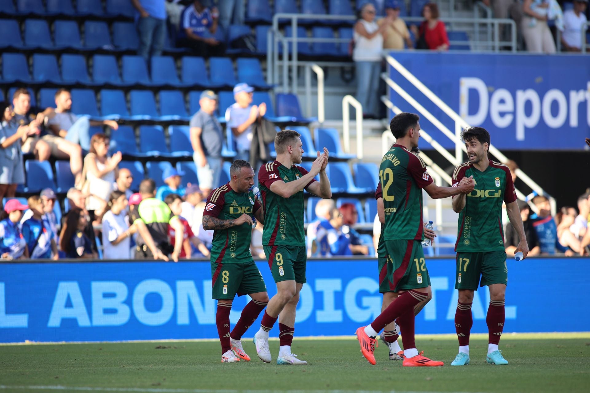 Las mejores imágenes del Tenerife - Real Oviedo
