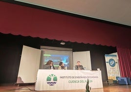 Presentación Somos FP Dualies en el IES Cuenca del Nalón.