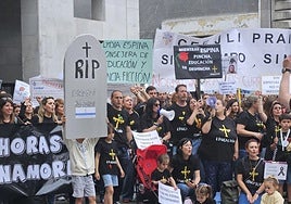 Concentración en Oviedo convocada por el CSIF.