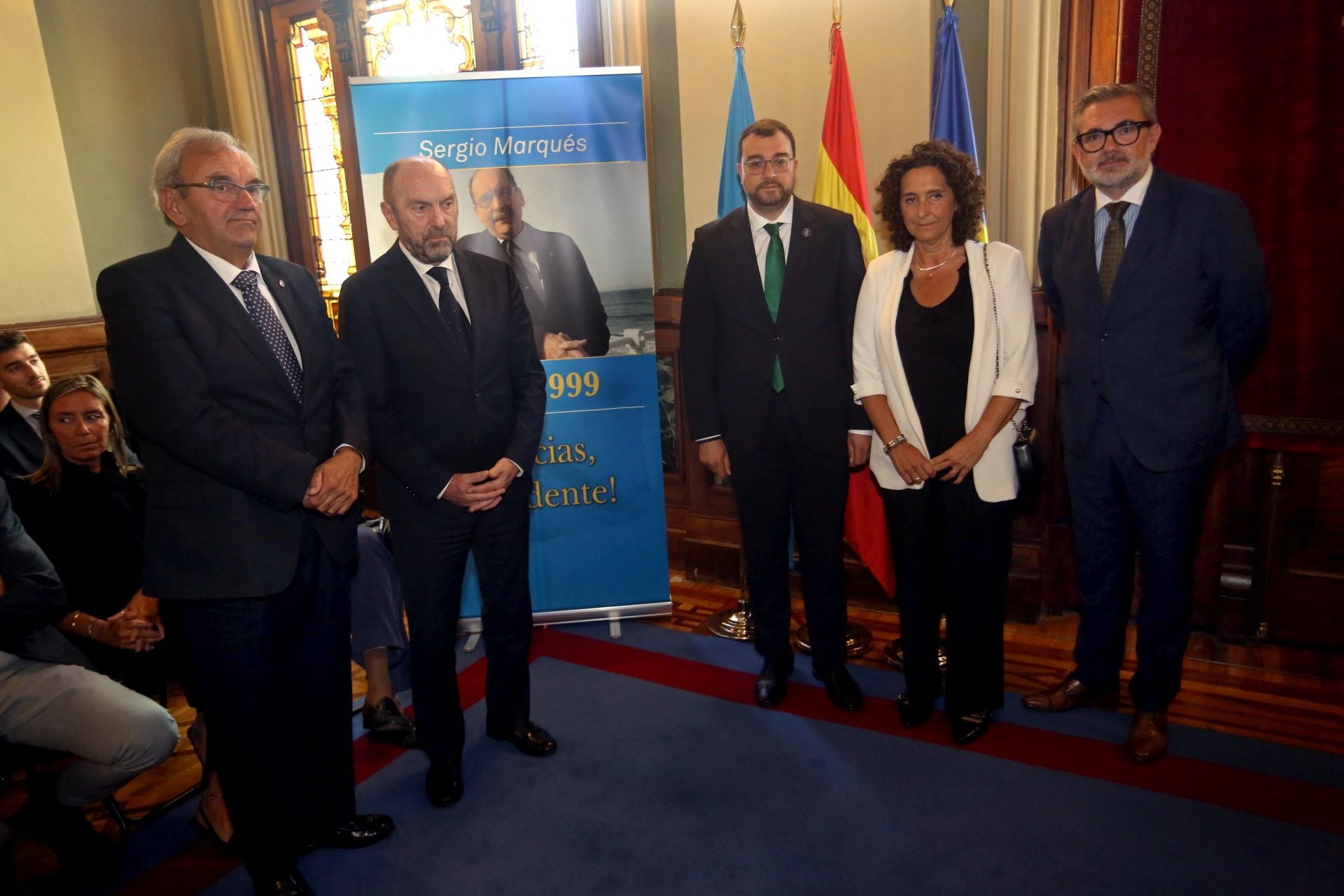 Salvador Fuente, Juan Cofiño, Adrián Barbón, Elena Marqués y Carlos Guerrero.