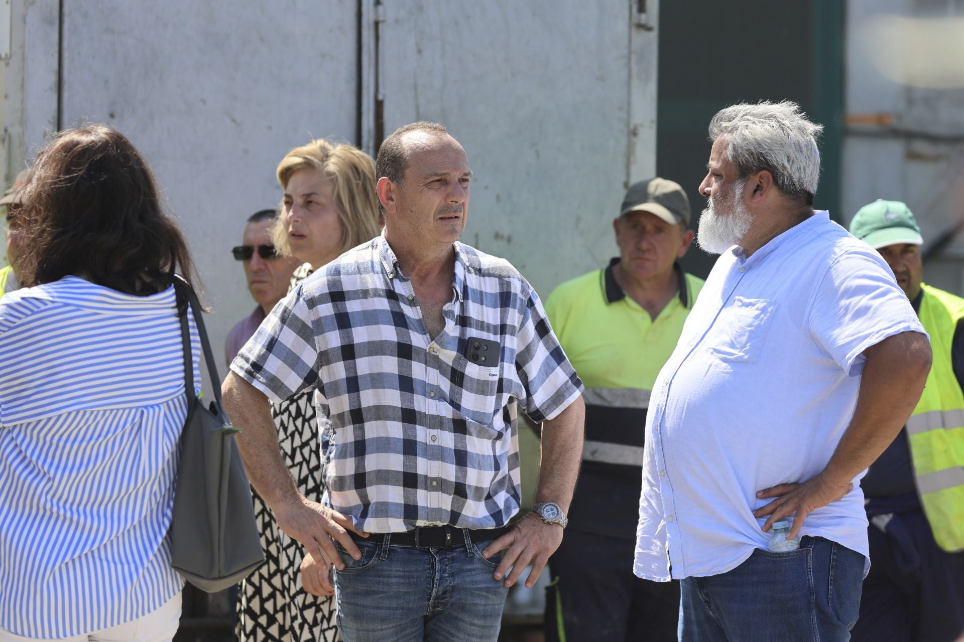 Las imágenes del grave accidente laboral en Coaña