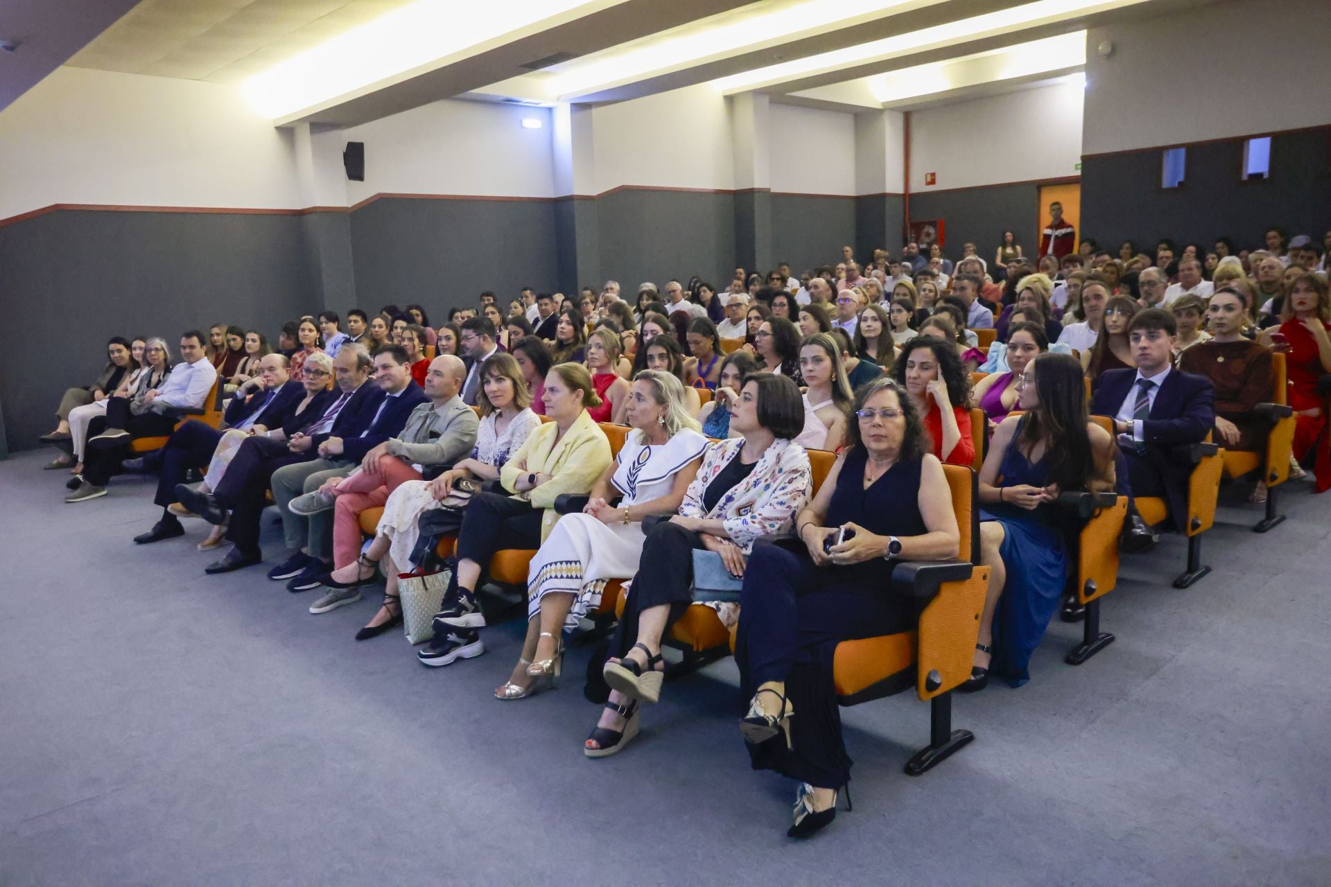 Graduación en la Facultad de Enfermería de Gijón