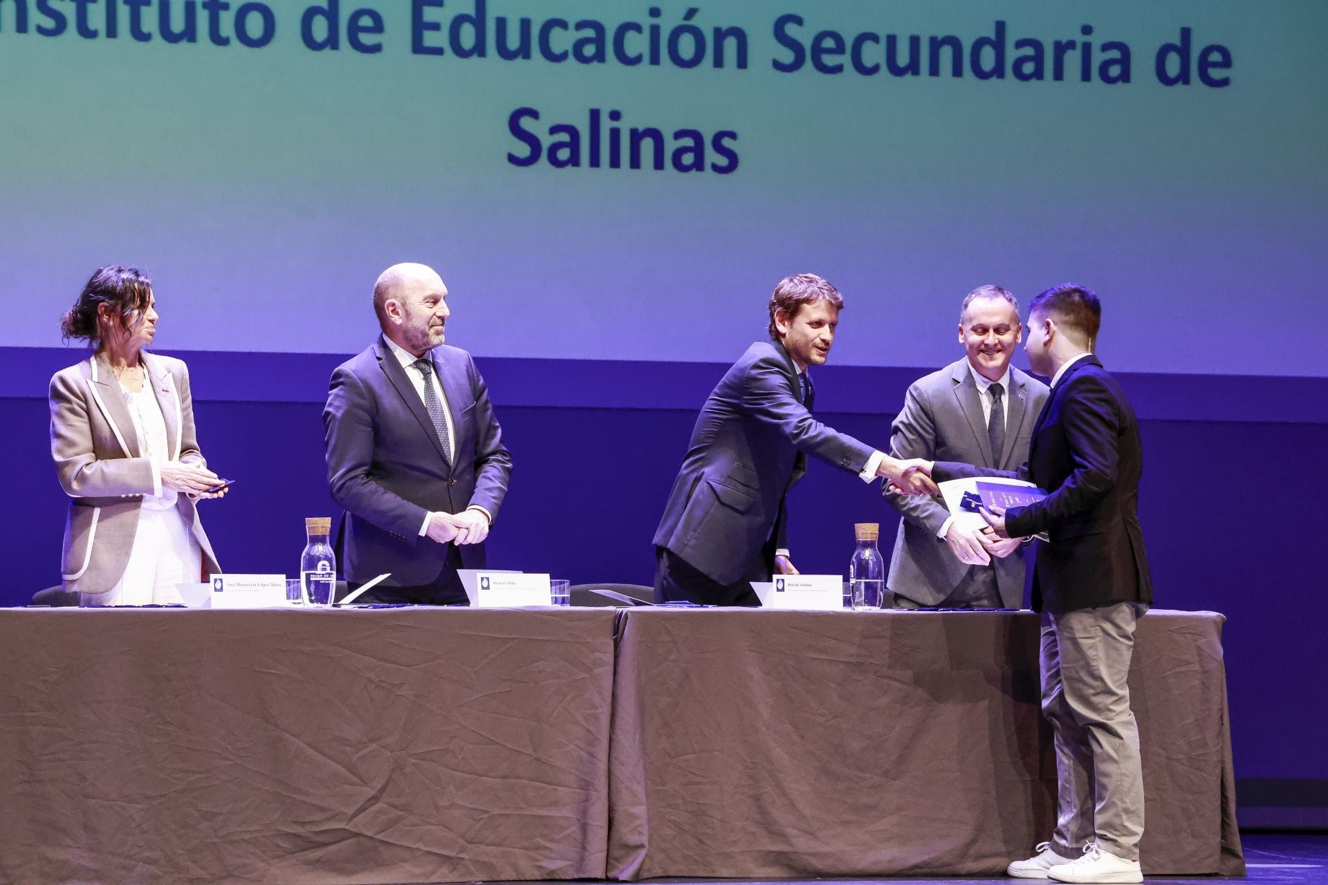 Alumnos extraordinarios: Premios al esfuerzo personal y a la excelencia académica, en imágenes