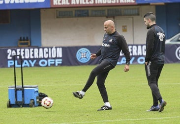Javi Rozada, entrenador del Real Avilés: «No nos debemos confundir, vamos a sufrir como perros»
