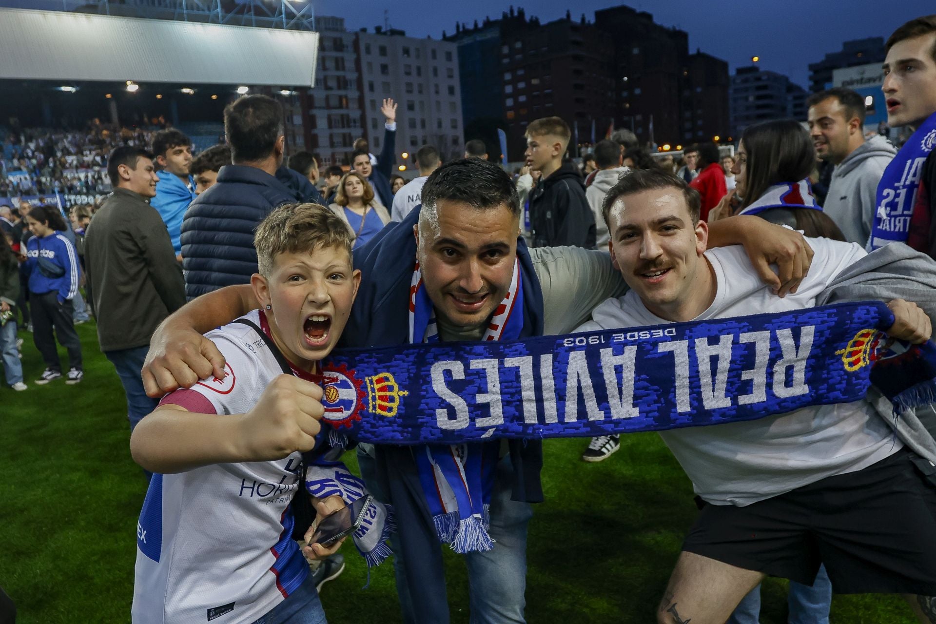 Las mejores imágenes del Real Avilés-Rayo Majadahonda: jugadas y búscate