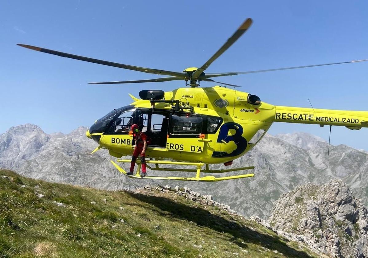 Localizan a un hombre que se desorientó por la niebla en una ruta en Piloña