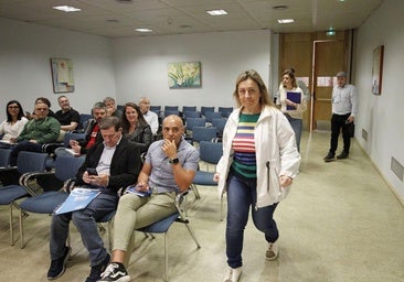 Los sindicatos docentes piden que Barbón «tome las riendas»