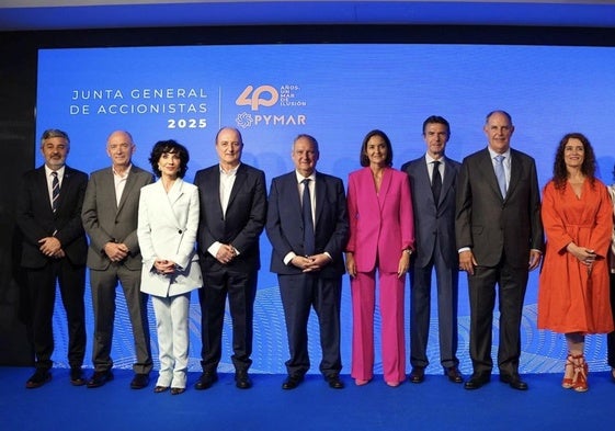 Alejandro Calvo, José Luis Azkue, Almudena López del Pozo, Miguel Sebastián, Jordi Hereu, Reyes Maroto, José Manuel Soria, Álvaro Platero, Eva Ortega-Paíno, Teresa Santero y Miguel Ferre, en la junta general de Pymar, en Madrid.