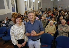 Amanda Sierra y Manuel Martín-Loeches antes de la charla.