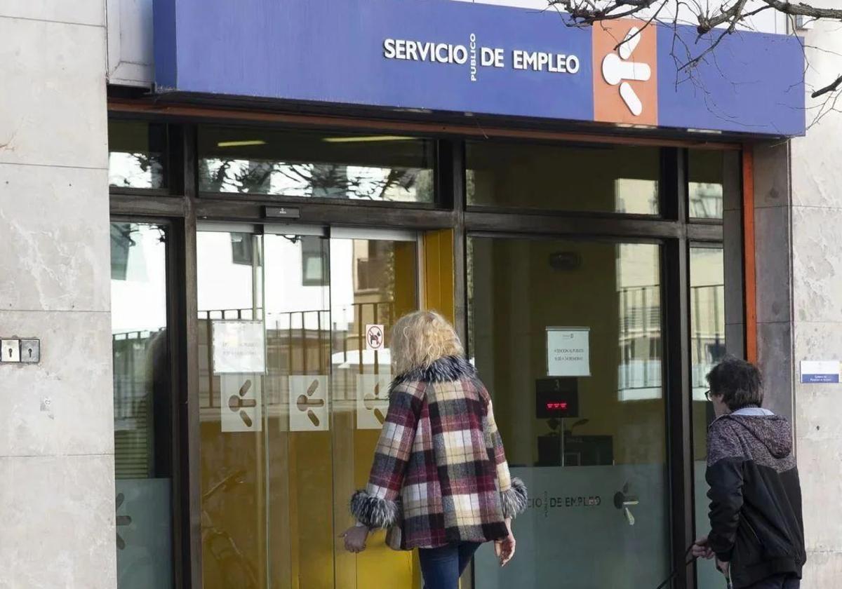 Asturias encara el verano con 1.200 parados menos gracias al impulso de la hostelería y el turismo