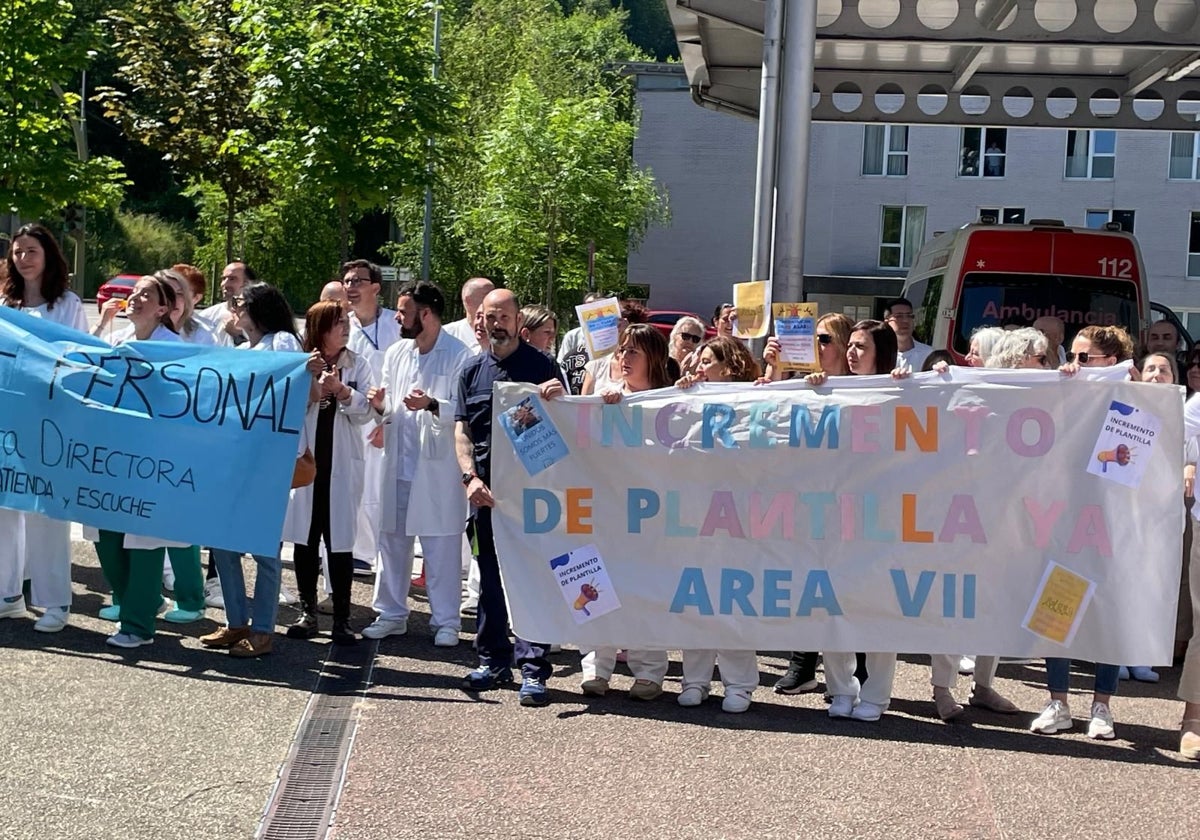 Salud cede y reforzará la plantilla del Hospital Álvarez-Buylla de Mieres