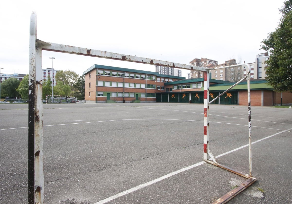 El patio de un colegio público de Gijón.