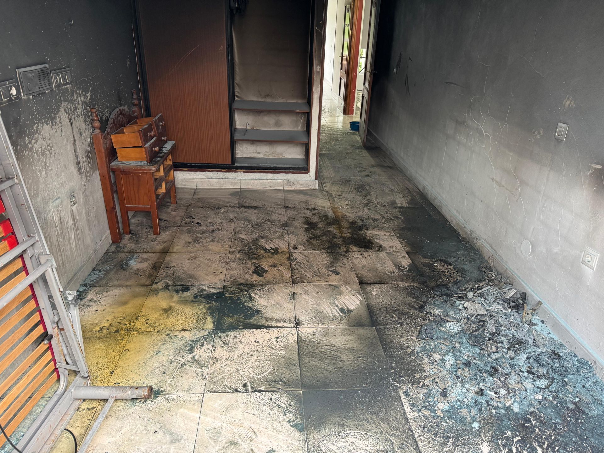 Así quedó la residencia geriátrica de Siero tras el incendio que dejó un herido grave