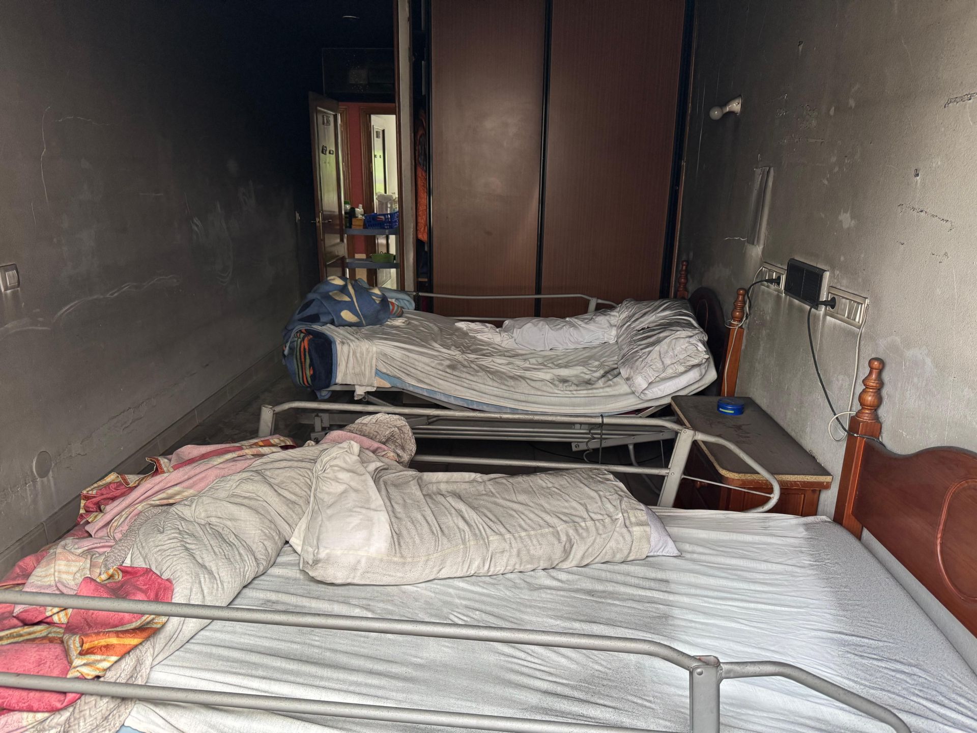 Así quedó la residencia geriátrica de Siero tras el incendio que dejó un herido grave