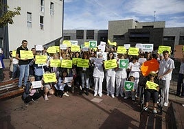 Imagen de archivo de una de las protestas, esta en la avilesina residencia de El Nodo, de la plantilla del ERA en octubre de 2023