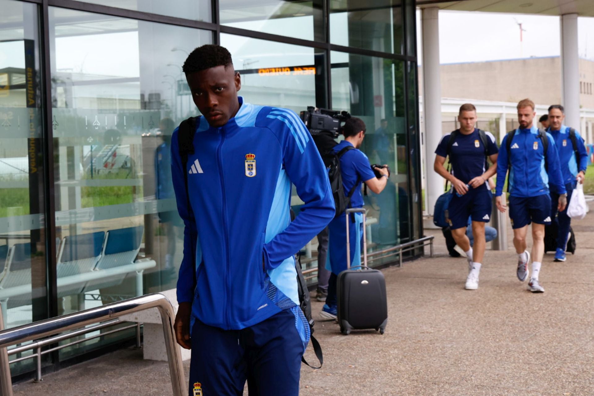 El Real Oviedo comienza su aventura hacia el ascenso: primera parada, Almería