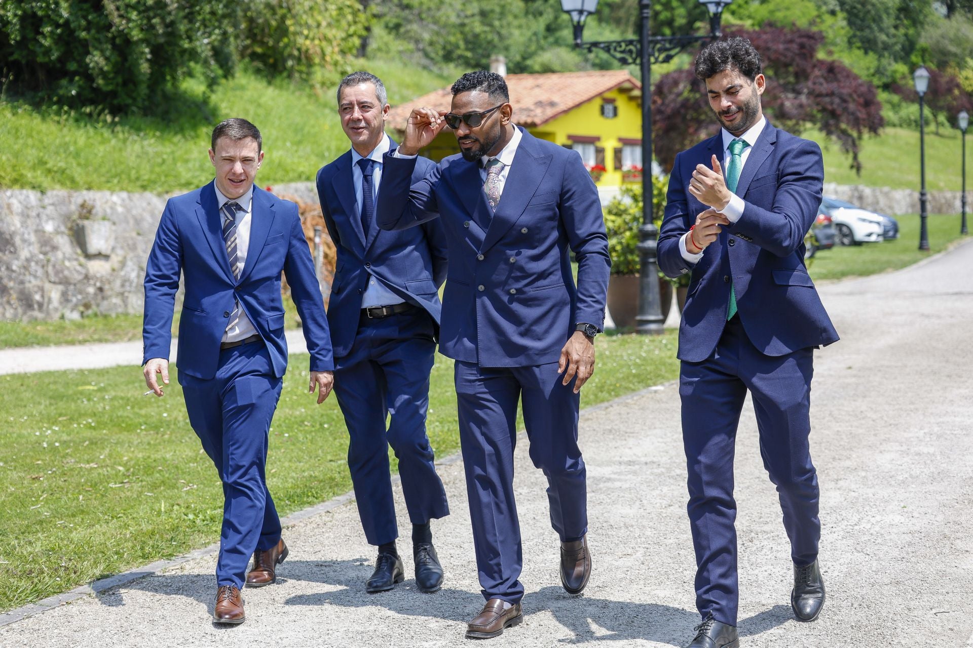 Una boda celebrada en Gijón y dos enamorados de la ciudad