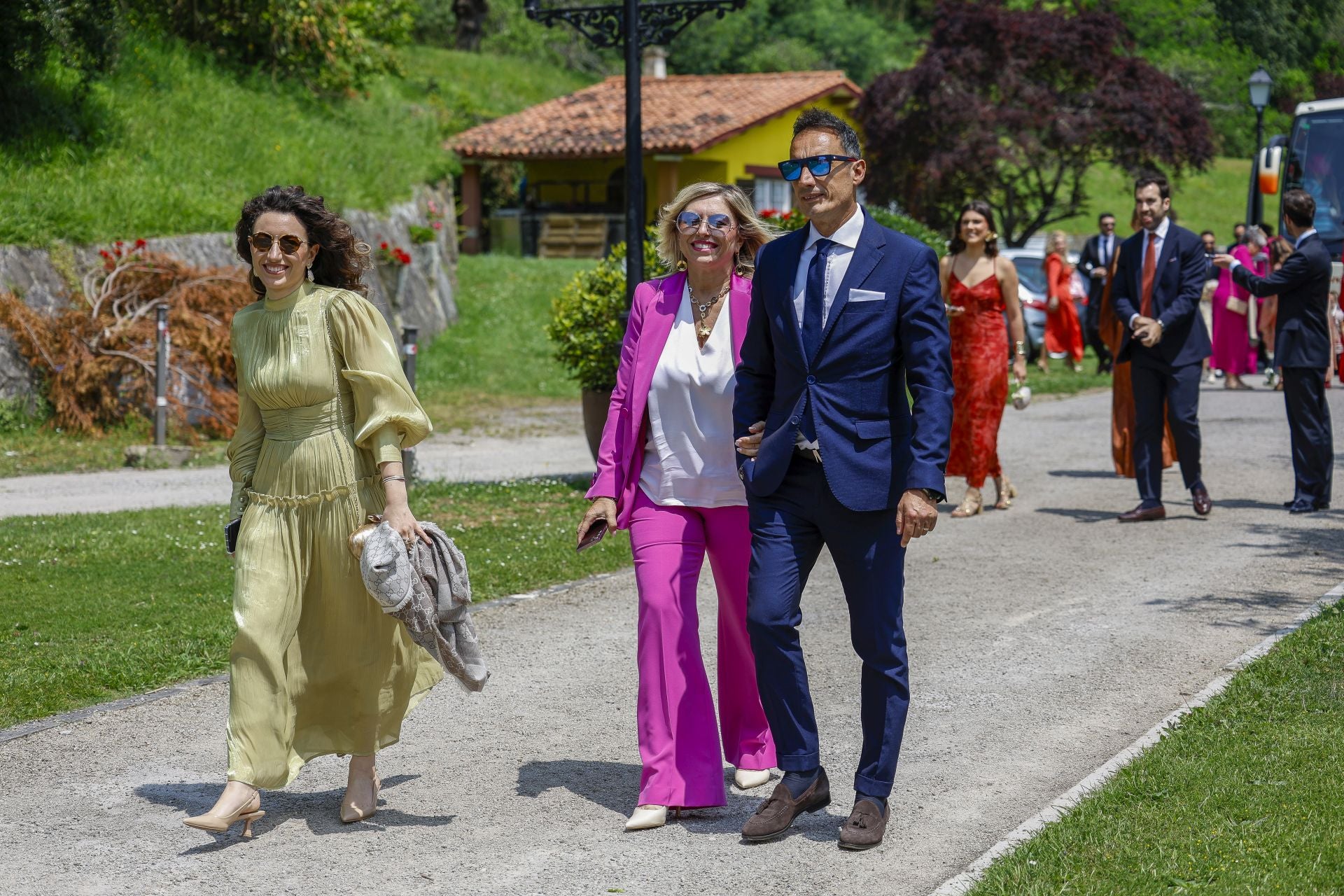 Una boda celebrada en Gijón y dos enamorados de la ciudad