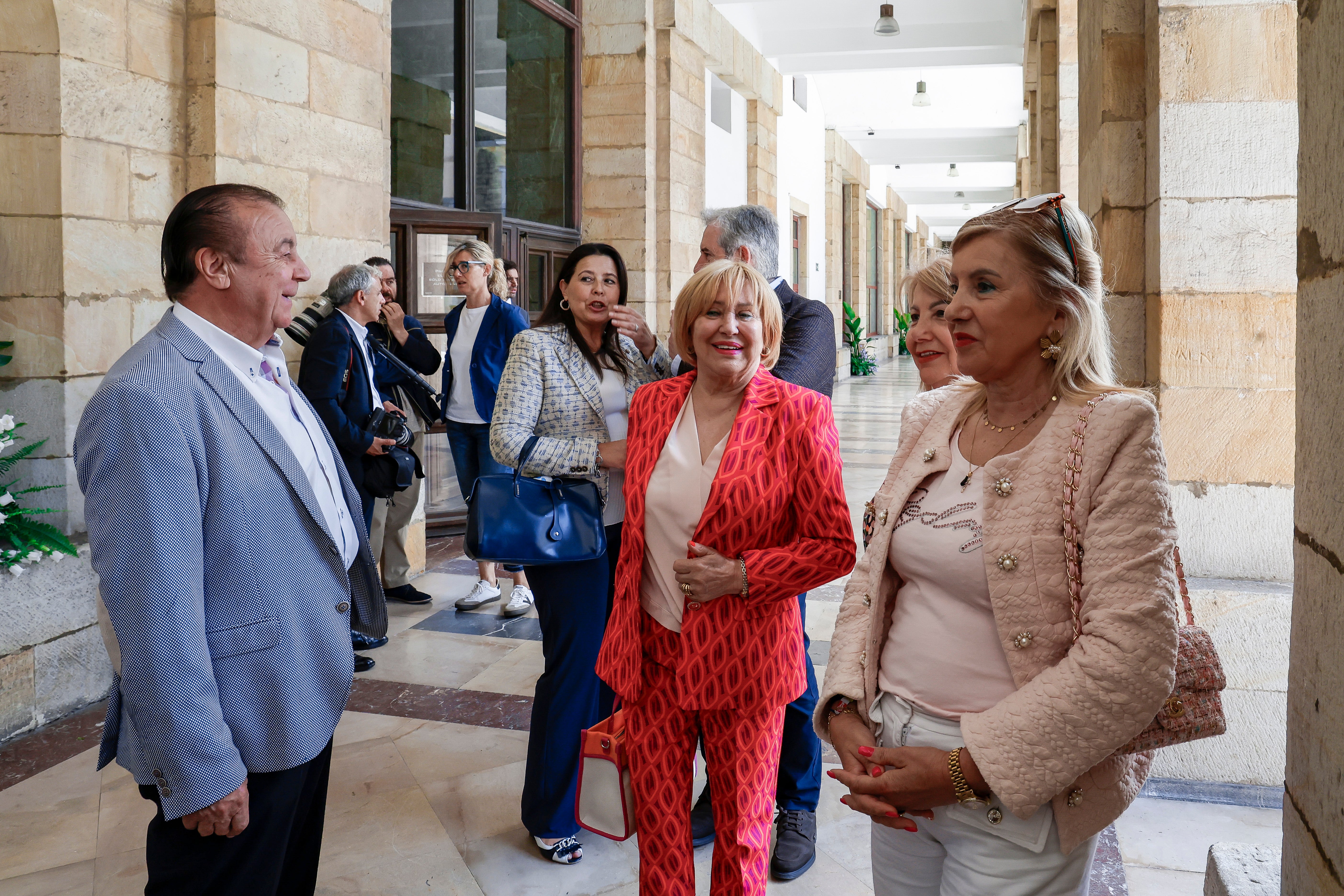 Caja Rural de Gijón celebra su 60 aniversario: las imágenes de la jornada