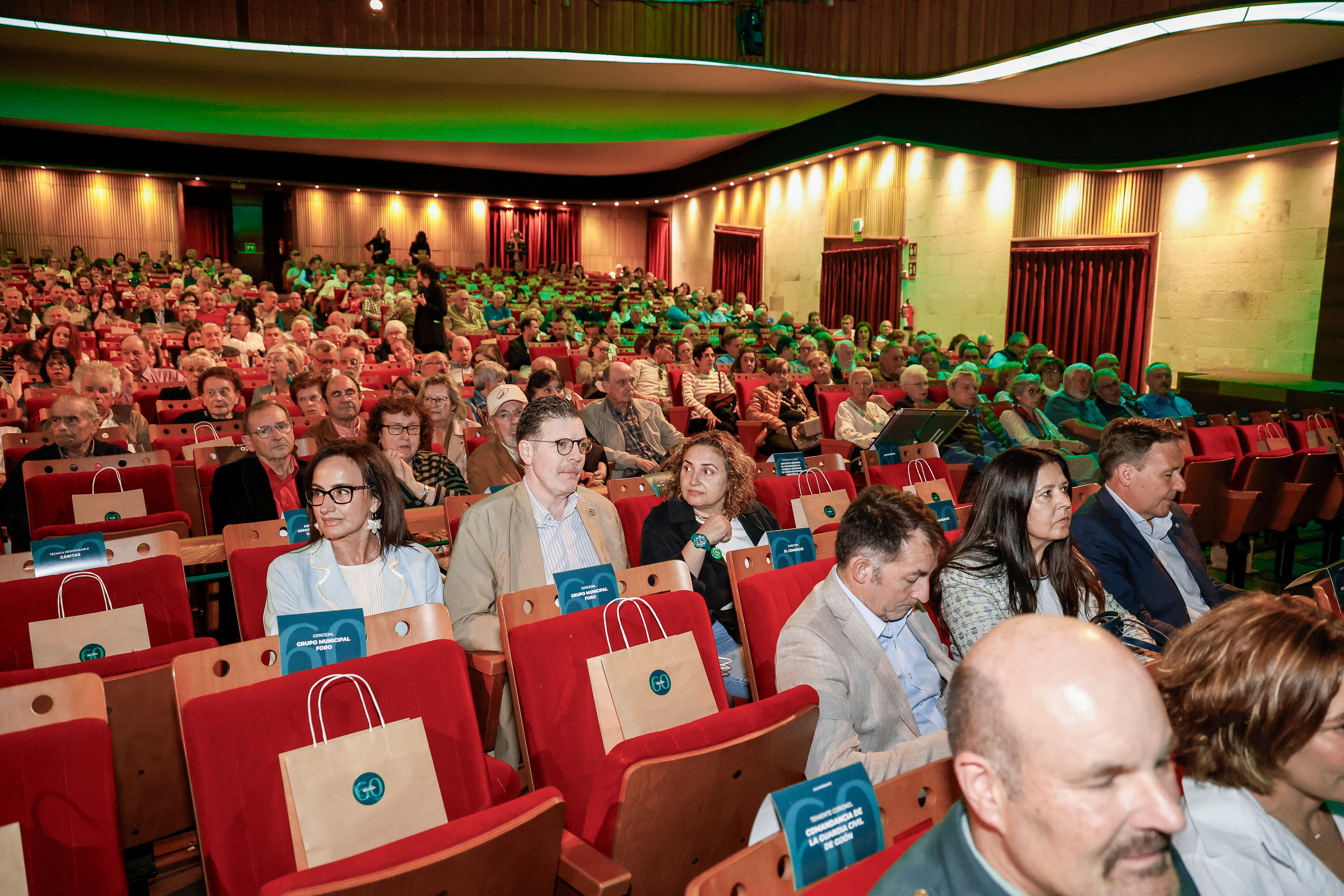 Caja Rural de Gijón celebra su 60 aniversario: las imágenes de la jornada
