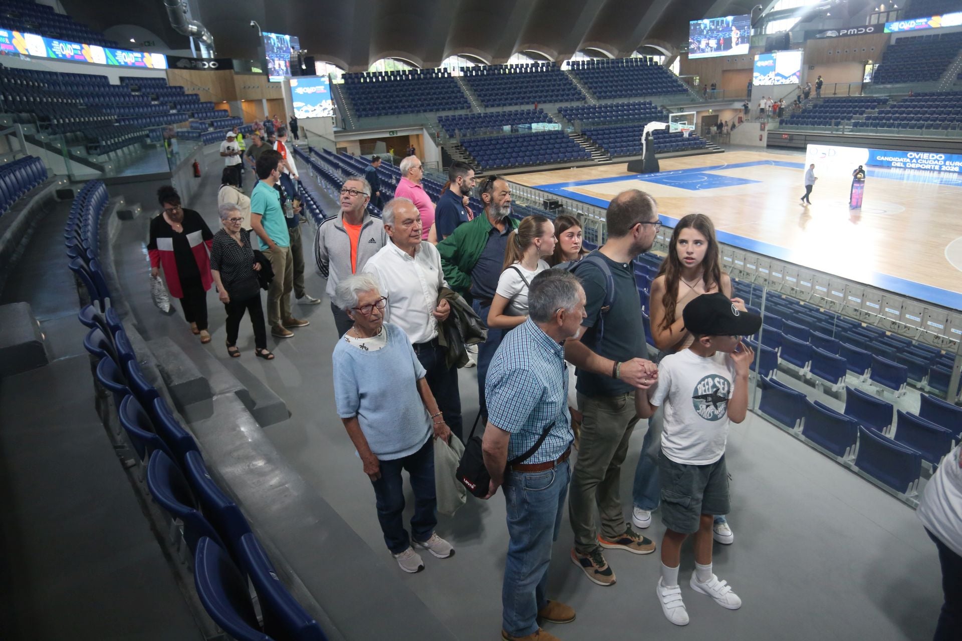 El Palacio de los Deportes de Oviedo, al descubierto: así fue la jornada de puertas abiertas
