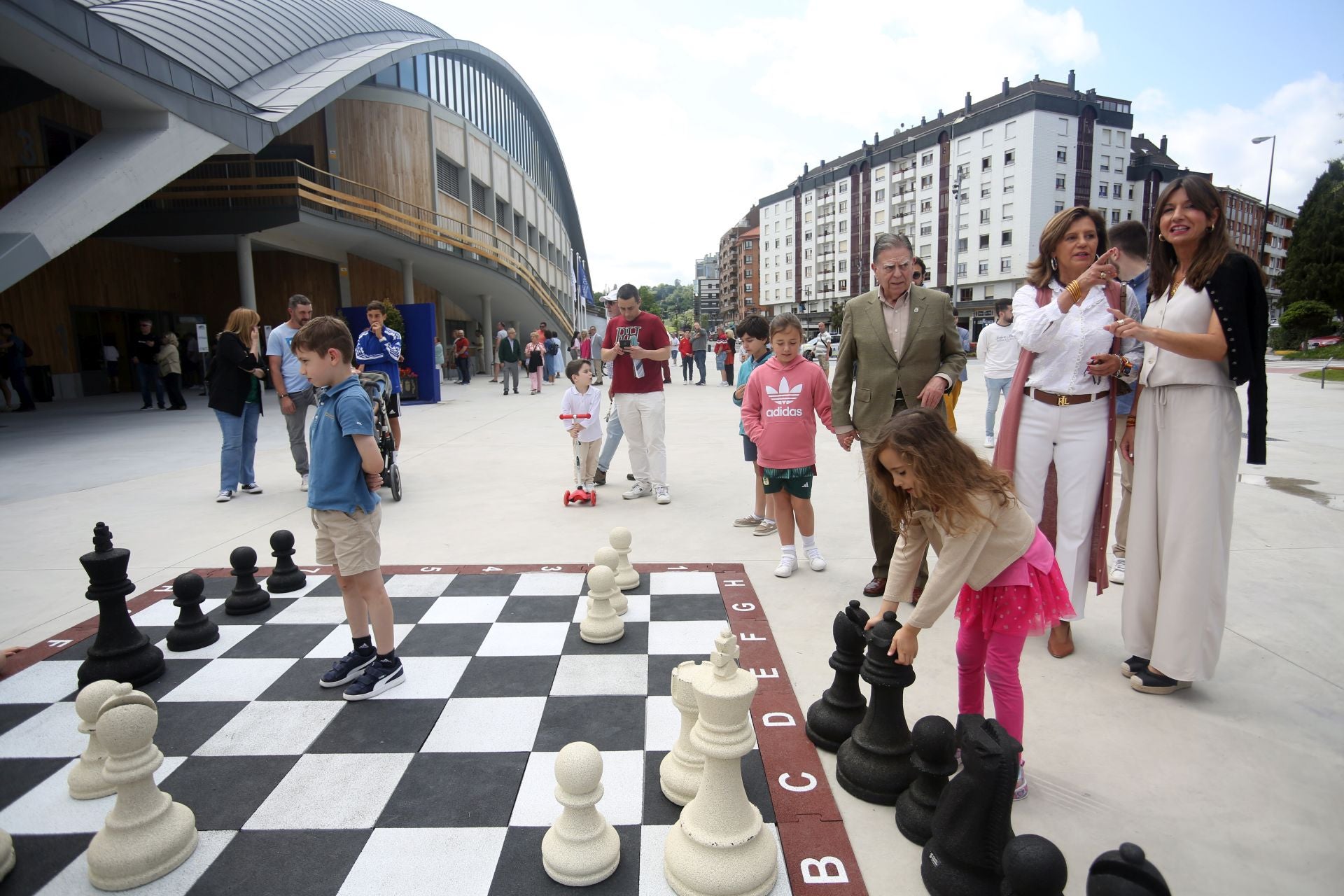 El Palacio de los Deportes de Oviedo, al descubierto: así fue la jornada de puertas abiertas