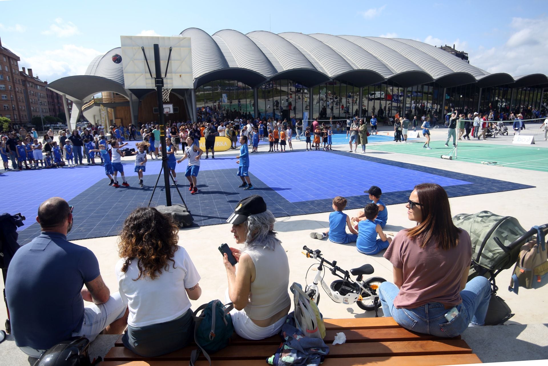 El Palacio de los Deportes de Oviedo, al descubierto: así fue la jornada de puertas abiertas