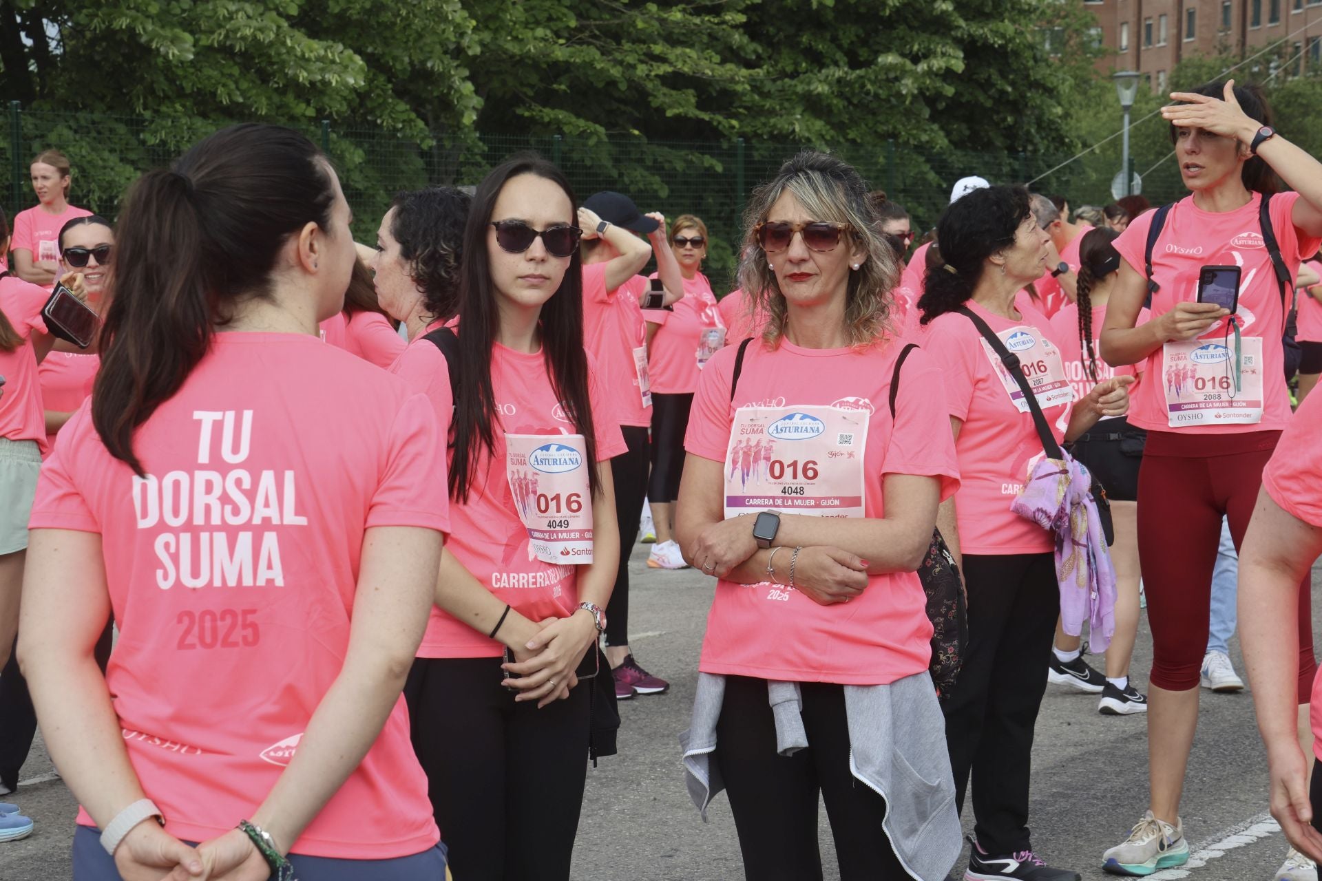 Carrera de la Mujer | Imparable marea rosa en Gijón