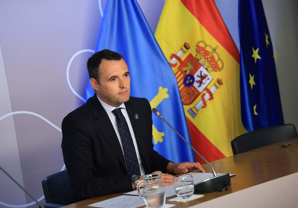 Guillermo Peláez afirma que la actual propuesta del Principado a la escuela pública «es un esfuerzo presupuestario muy importante»