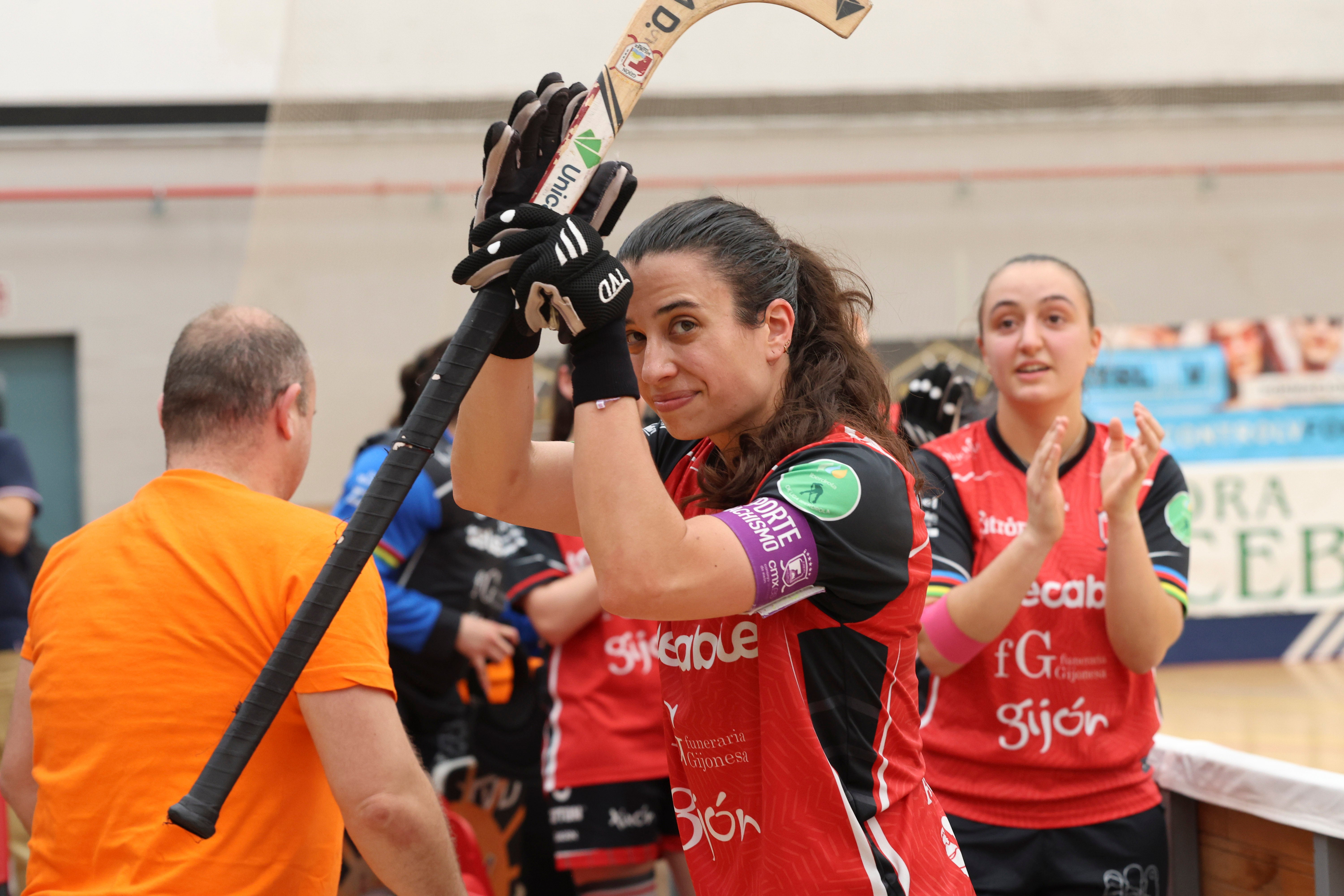 Entre la alegría y el llanto: las imágenes del último partido del Telecable Hockey