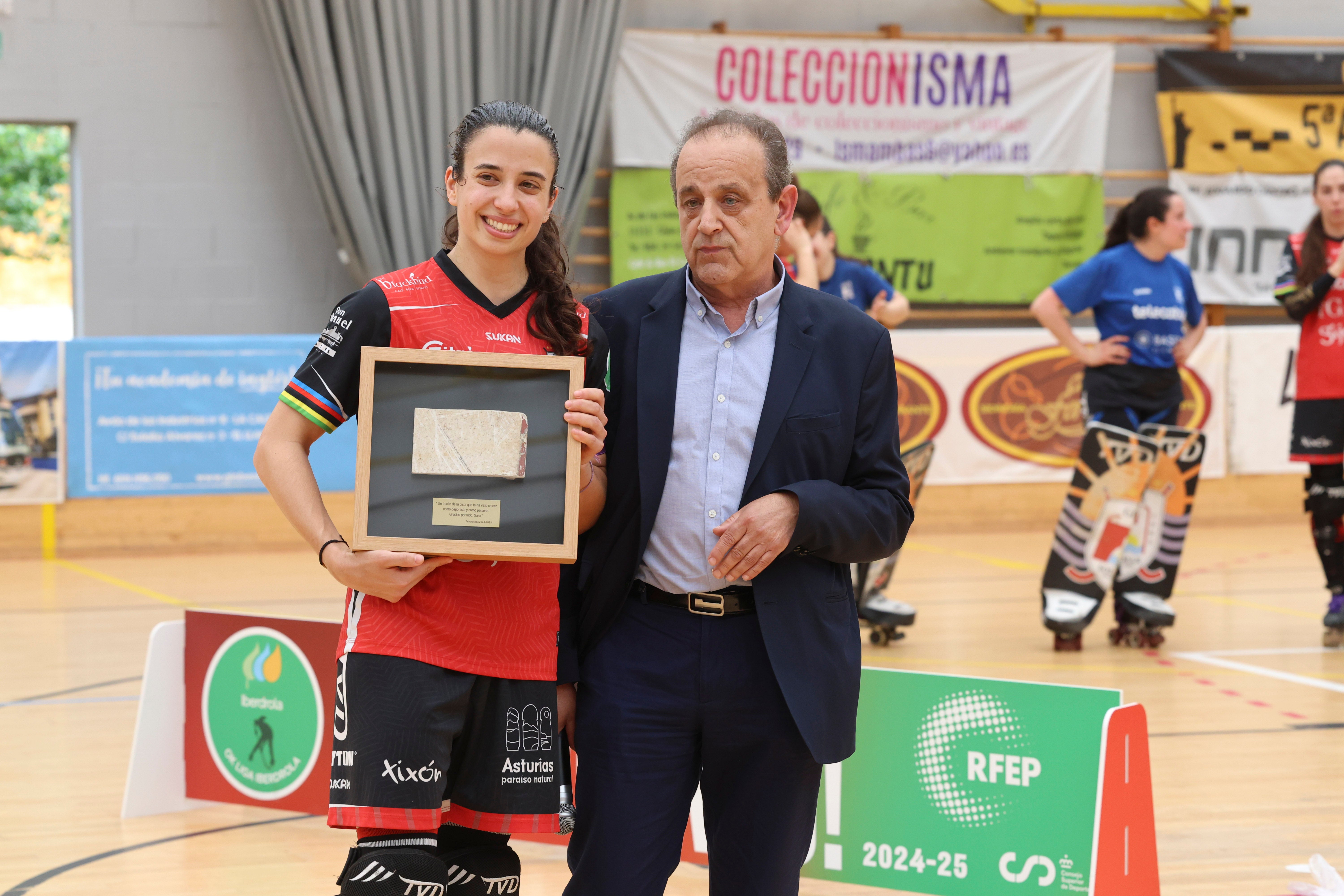 Entre la alegría y el llanto: las imágenes del último partido del Telecable Hockey
