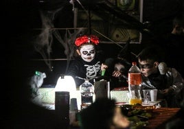 Niños disfrazados en Avilés.