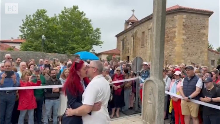 Rito del Beso en las fiestas de Villalegre