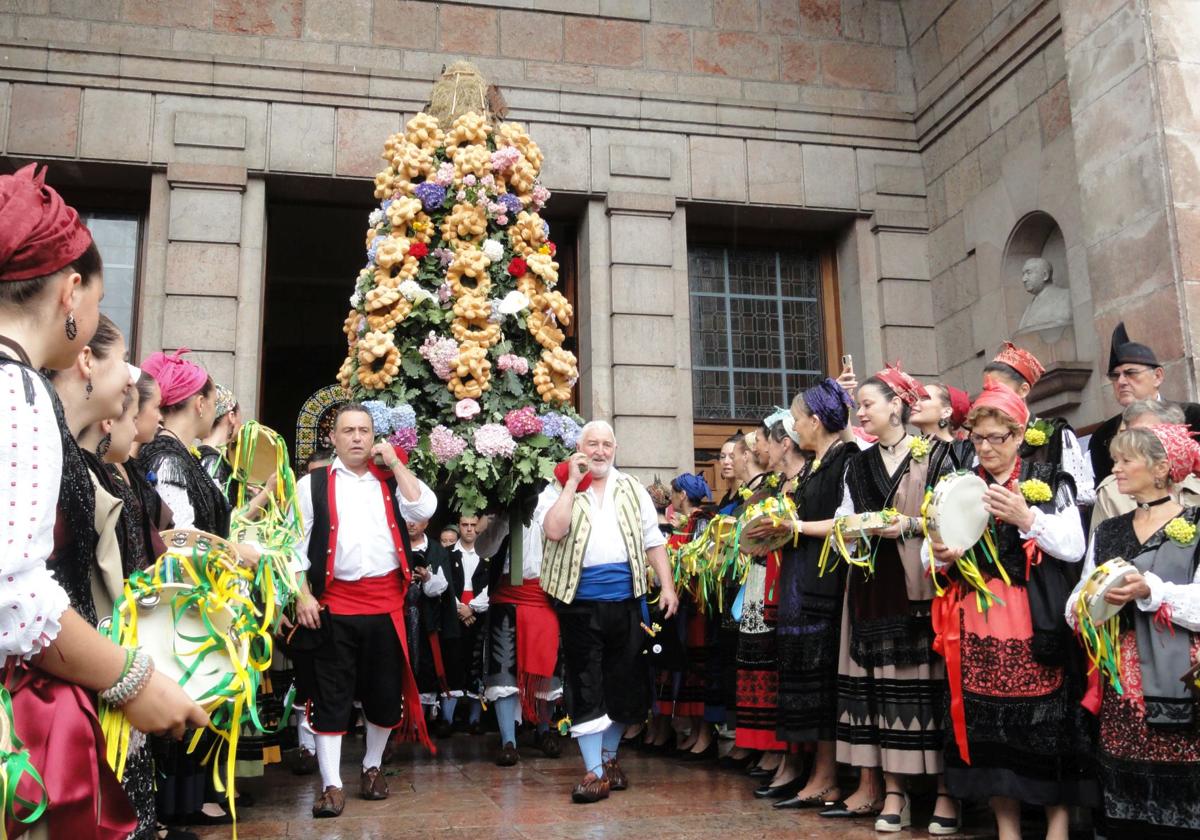 San Antonio anticipa las fiestas del verano en Asturias