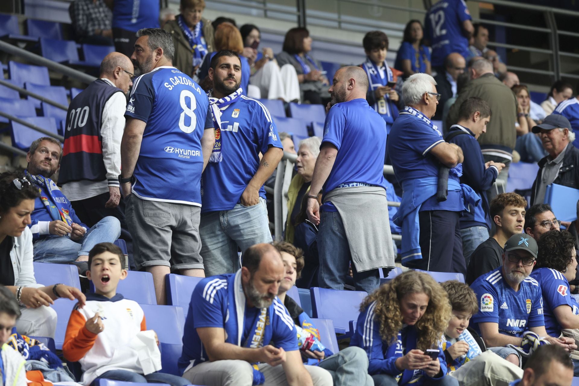 ¿Estuviste en el Real Oviedo - Almería? ¡Búscate en las imágenes!