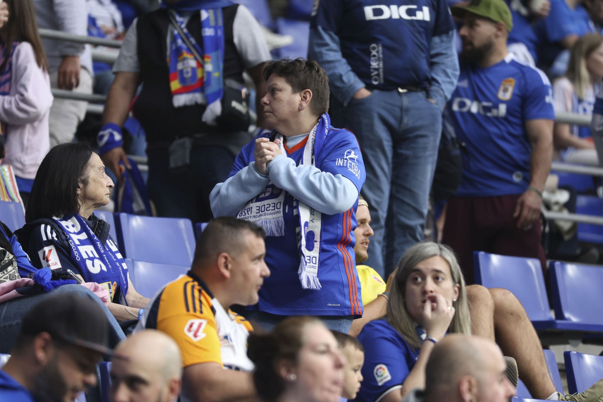 ¿Estuviste en el Real Oviedo - Almería? ¡Búscate en las imágenes!