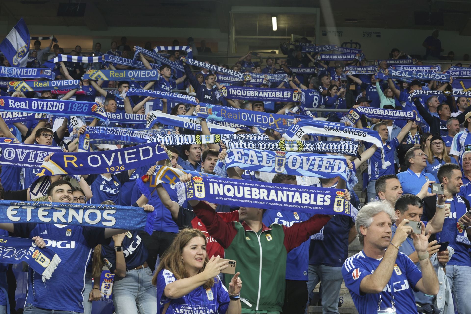 ¿Estuviste en el Real Oviedo - Almería? ¡Búscate en las imágenes!
