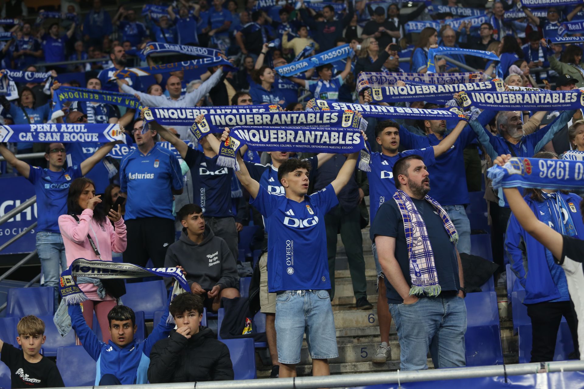 ¿Estuviste en el Real Oviedo - Almería? ¡Búscate en las imágenes!
