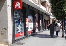 Una de las tiendas de Alcampo en Gijón.